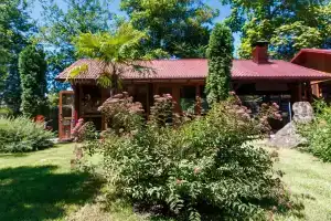 Пикник у реки Мацеста