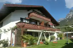 Ferienhaus Lipp, Миттенвальд