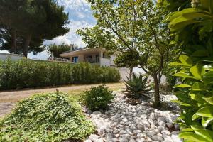Dependance di Villa Agnese, Казарано