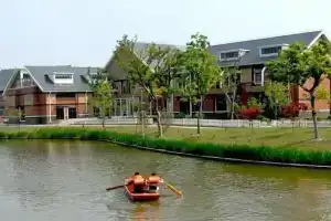Baolong Garden Hotel, Шанхай
