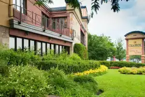 Le Chabrol Hotel & Suites, Монреаль