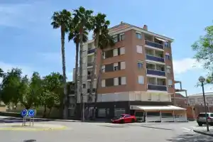Edifici D Octubre, Сан-Карлос-де-ла-Рапита
