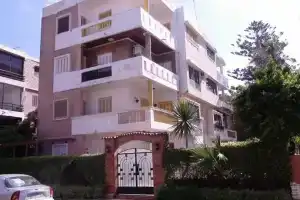 Maamoura Beach Family Apartment 3, Александрия