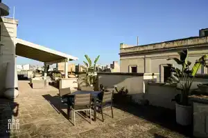 La putea suite, Лечче