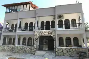 Hotel Arsen, Дальян