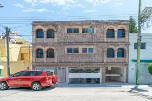 Lugar Unico EN Zaragoza y Tecnologico, Керетаро