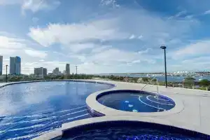 Meriton Serviced Apartments Como Crescent Southport, Голд-Кост