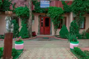 Отель «Авангард», Николаевка