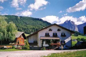 Tirlerhof, Кастельротто