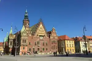Incepcja 33, Вроцлав