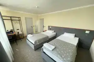 Арт Отель, Ош