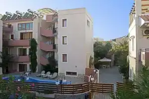 Medousa, Платаньяс