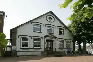 Gästehaus Museumshafen, Каролинензиль