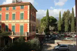 Albergo Astoria, Лоано