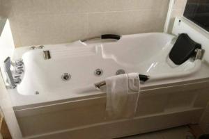 Fx Hotel Xizangbei Road, Шанхай