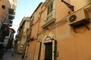 Camere Cavour, Сиракуза