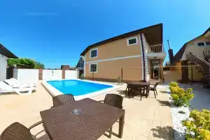 Апартаменты Фета