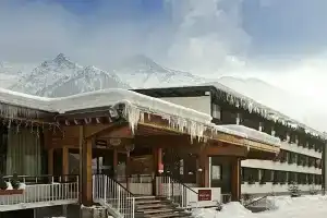 Big Sky Hotel & Spa, Шамони