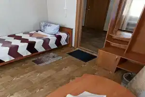 Гостиница «Берлога», Парабель