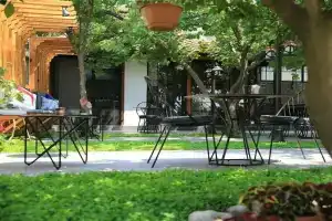 Su Apart, Акьяка