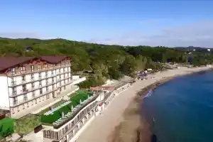 Голден Хиллс