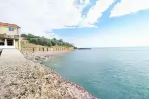 У моря, Николаевка