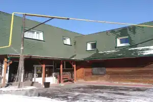 Флора комплекс, Курган