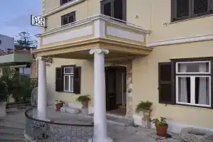 Doma Hotel, Ханья