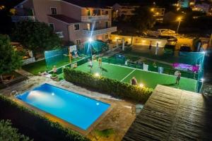 Ani - With Pool and hot tub - A3 Juzni, Сегет Враница