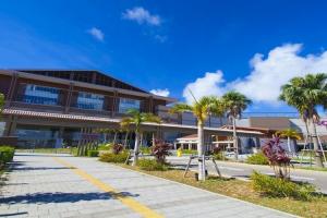 M's Stay Okinawa, Тятан