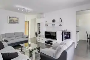 Luka Apartment, Дубровник
