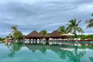 Отель «VARU by Atmosphere - Premium All Inclusive with Free Transfers», Атолл Северный Мале