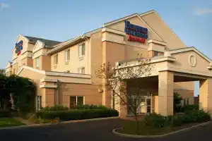 Fairfield Inn and Suites by Marriott Indianapolis East, Индианаполис