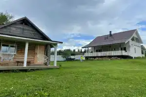 Дом на Набережной 11