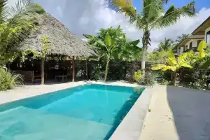 Sand Beach Palm Residence, Бведжуу