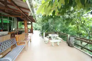 Pua Sabai Resort, Пуа