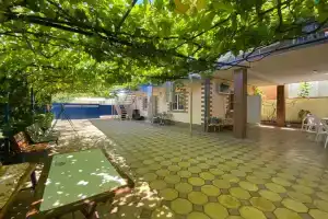 Гостиница «Елени», Сукко