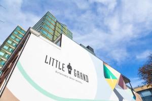Little Grand, Эйндховен