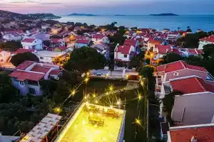 Мини-отель «Huzurla otel», Измир