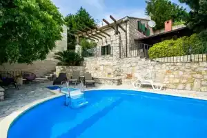 Marija - With Pool - H, Komarna