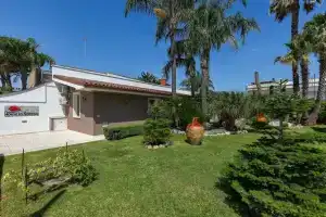 3579 Home in Salento Sole by Barbarhouse, Карпиньяно-Салентино