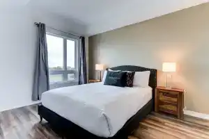 Kanata Lakes Apartments by Corporate Stays, Оттава