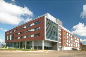 Hotel «at Conference Aston», Бирмингем