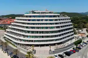 Отель «Me Sitges Terramar», Ситжес