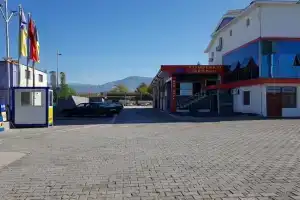 Erandi Hotel Tirana, Тирана