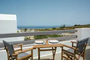 Amphitrite Suites Santorini, Мессария