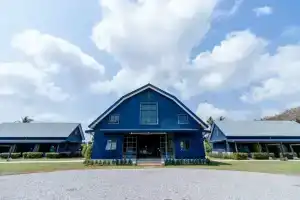 The Barn Hua Hin, Пак Нам Пран