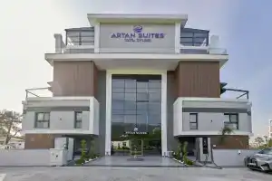 Artan Suite Tatil Evleri, Гюзельчамлы