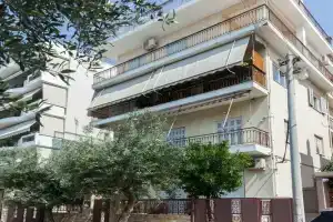 Spacious New apt w View in Agia Varvara, Пирей