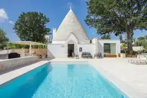 Trulli Roverella, Кастеллана-Гротте